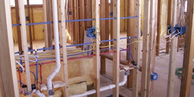 construction_studs_plumbing_wiring_building_construction_construction_site-985997.jpg!d